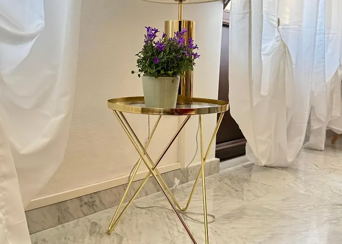 Platano By Monteverdi * Florença